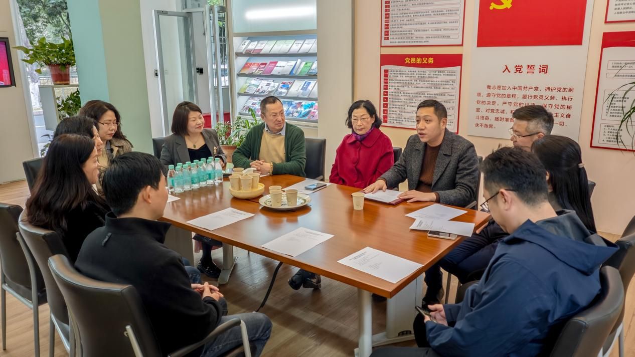 ce445e9f4d4a966faa3f0fab0ff9854